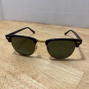 Ray-Ban Clubmaster Polarized Sunglasses in Black and Gold
